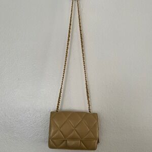 Metallic Gold Quilted Leather Crossbody Bag Diamond Stitch Chain Strap Tassel